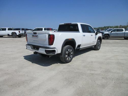 2025 GMC Sierra 3500 Denali