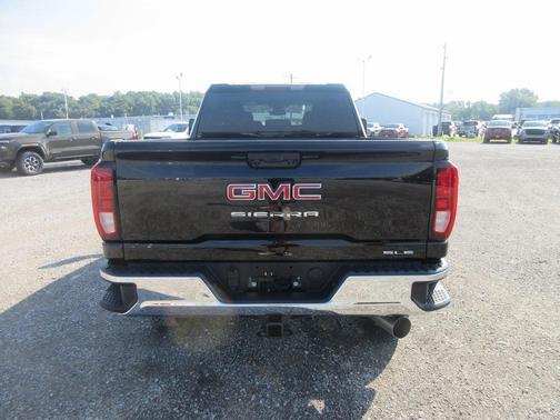 2025 GMC Sierra 2500 SLE