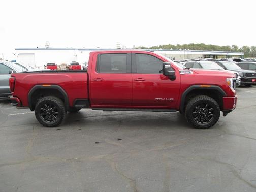 2022 GMC Sierra 2500 AT4