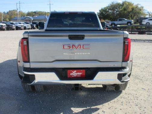 2026 GMC Sierra 3500 SLT