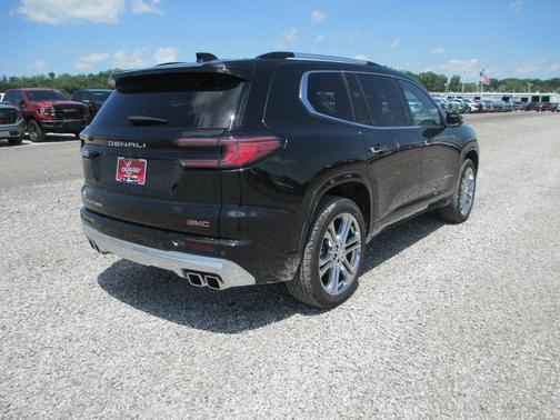 2025 GMC Acadia Denali
