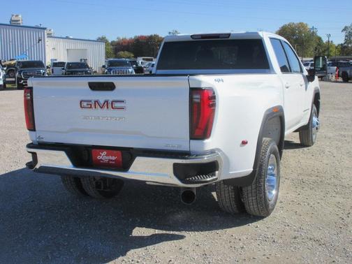 2026 GMC Sierra 3500 SLE