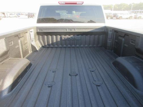 2026 GMC Sierra 3500 SLE