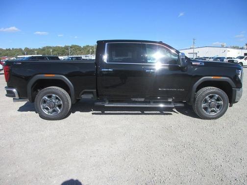 2026 GMC Sierra 2500 SLT