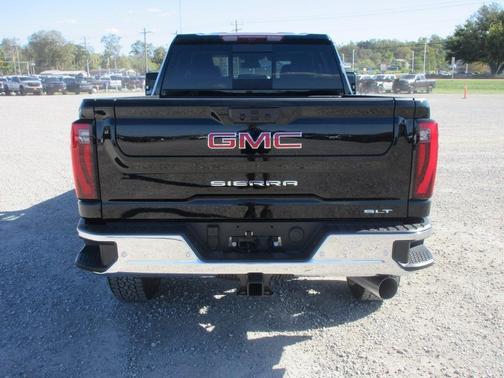 2026 GMC Sierra 2500 SLT