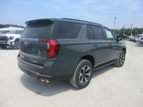 2025 GMC Yukon AT4