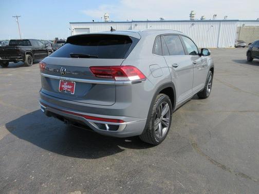 2021 Volkswagen Atlas Cross Sport 3.6L V6 SE w/Technology R-Line
