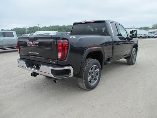 2025 GMC Sierra 2500 SLE