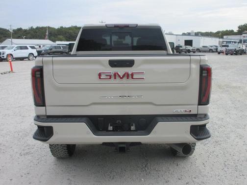 2026 GMC Sierra 2500 AT4
