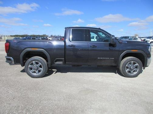 2026 GMC Sierra 2500 SLE