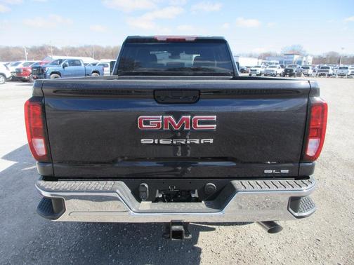 2026 GMC Sierra 2500 SLE