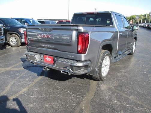 2021 GMC Sierra 1500 SLT