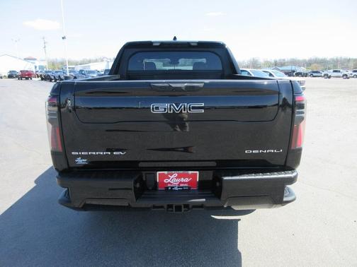 2025 GMC Sierra EV Denali