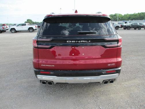 2025 GMC Acadia Denali