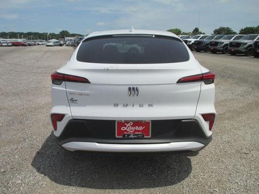 Summit White 2026 Buick Envista Preferred