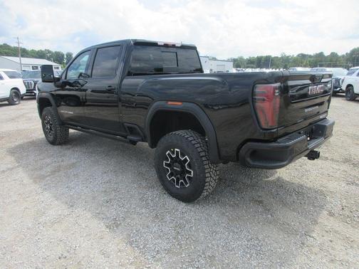 Onyx Black 2026 GMC Sierra 2500 AT4X