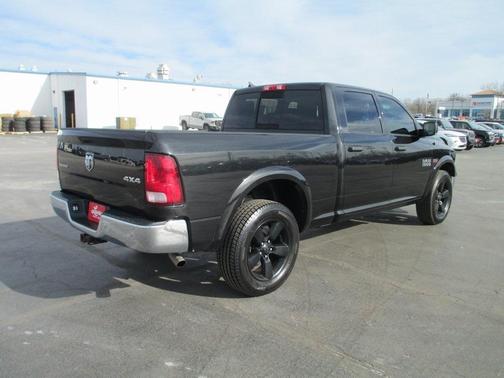 2015 RAM 1500 SLT