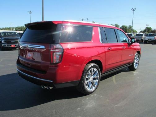 2021 Chevrolet Suburban High Country