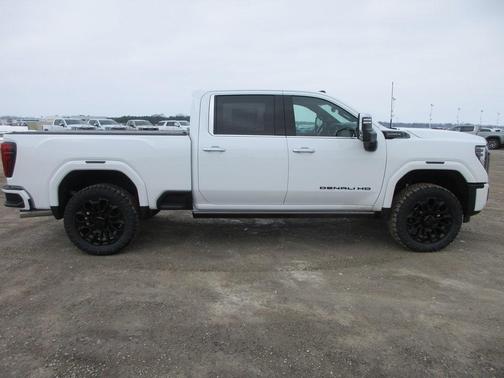 2026 GMC Sierra 2500 Denali Ultimate