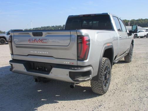 2025 GMC Sierra 2500 AT4