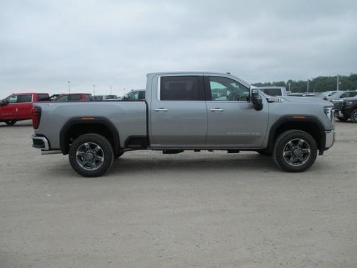2025 GMC Sierra 3500 SLT