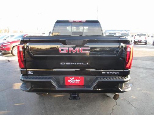 2025 GMC Sierra 2500 Denali