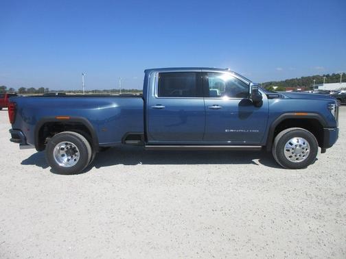 2026 GMC Sierra 3500 Denali Ultimate