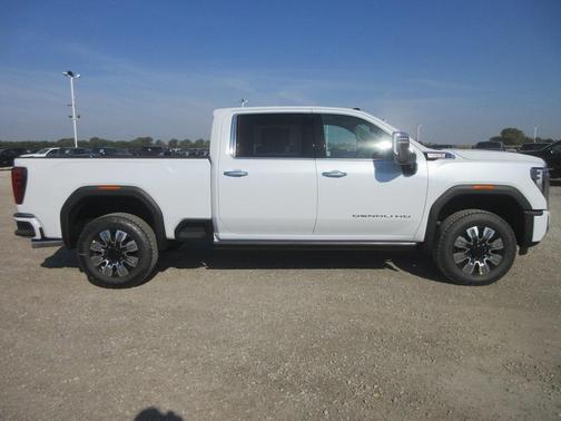 2026 GMC Sierra 2500 Denali