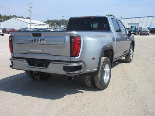 2026 GMC Sierra 3500 Denali Ultimate