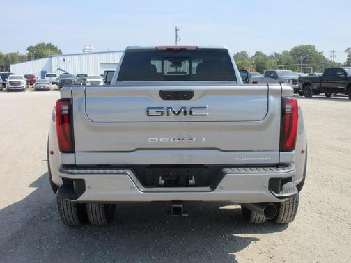 2026 GMC Sierra 3500 Denali Ultimate