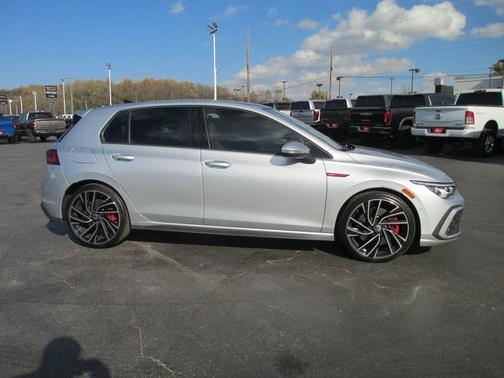 2023 Volkswagen Golf GTI 2.0T Autobahn