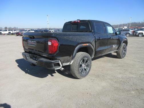 2025 GMC Canyon AT4
