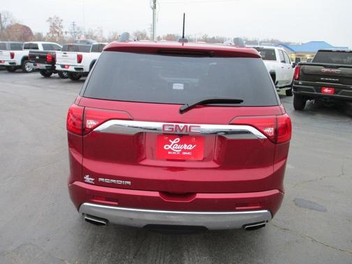 2019 GMC Acadia Denali