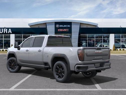 2025 GMC Sierra 2500 AT4