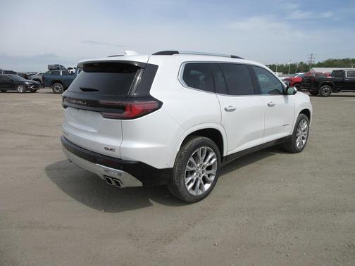2025 GMC Acadia Denali