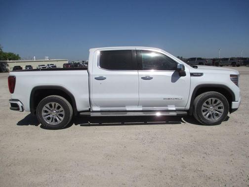 Glacier White 2026 GMC Sierra 1500 Denali