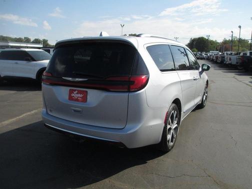 2022 Chrysler Pacifica Pinnacle