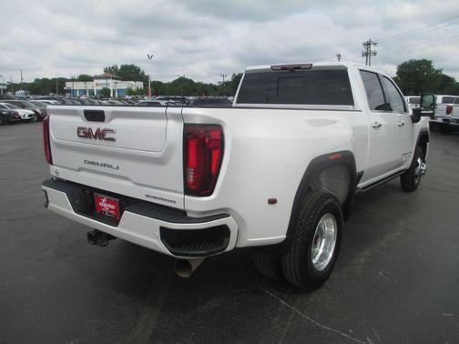 White Frost Tri-Coat 2022 GMC Sierra 3500 Denali