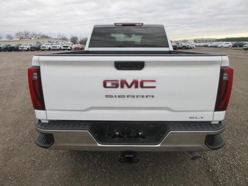 2026 GMC Sierra 2500 SLT