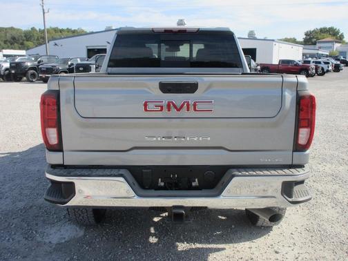 2026 GMC Sierra 2500 SLE