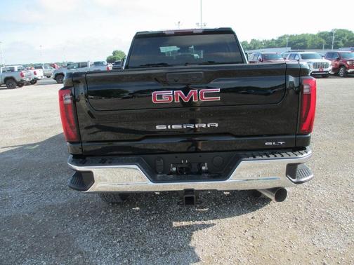 2025 GMC Sierra 3500 SLT