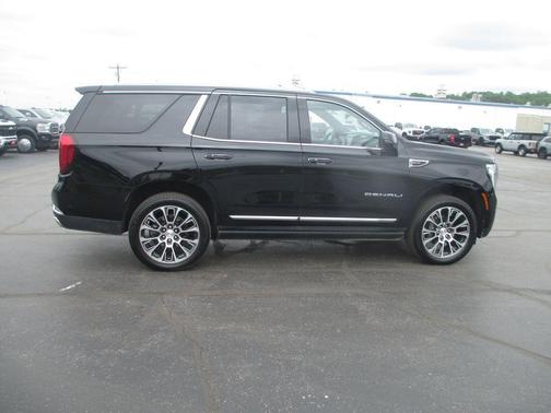 Onyx Black 2025 GMC Yukon Denali