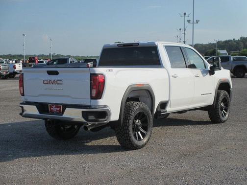 2025 GMC Sierra 2500 SLE