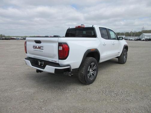 2025 GMC Canyon AT4