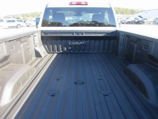 2026 GMC Sierra 2500 SLE