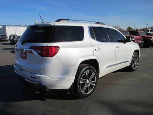 2018 GMC Acadia Denali