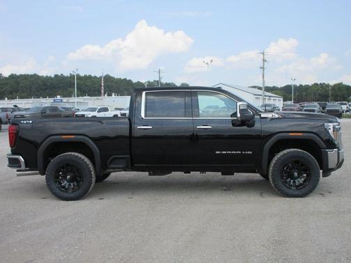 2025 GMC Sierra 2500 SLT