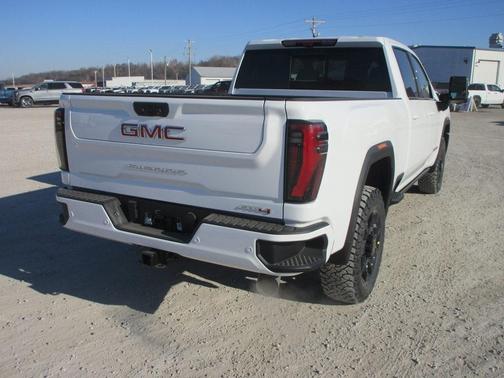 2026 GMC Sierra 2500 AT4