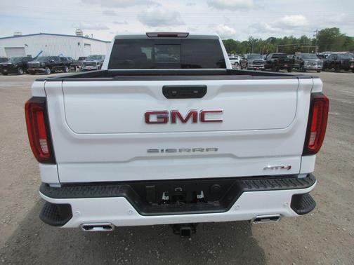 Summit White 2026 GMC Sierra 1500 AT4