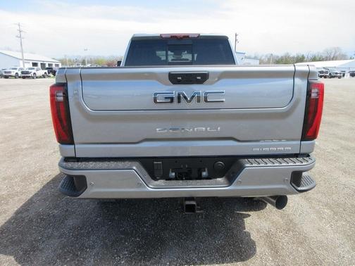 2025 GMC Sierra 2500 Denali Ultimate